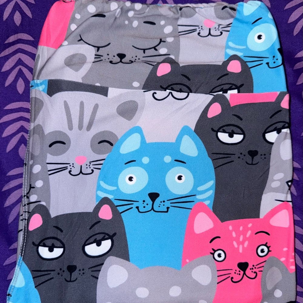 NWOT Fabulegs L cat leggings